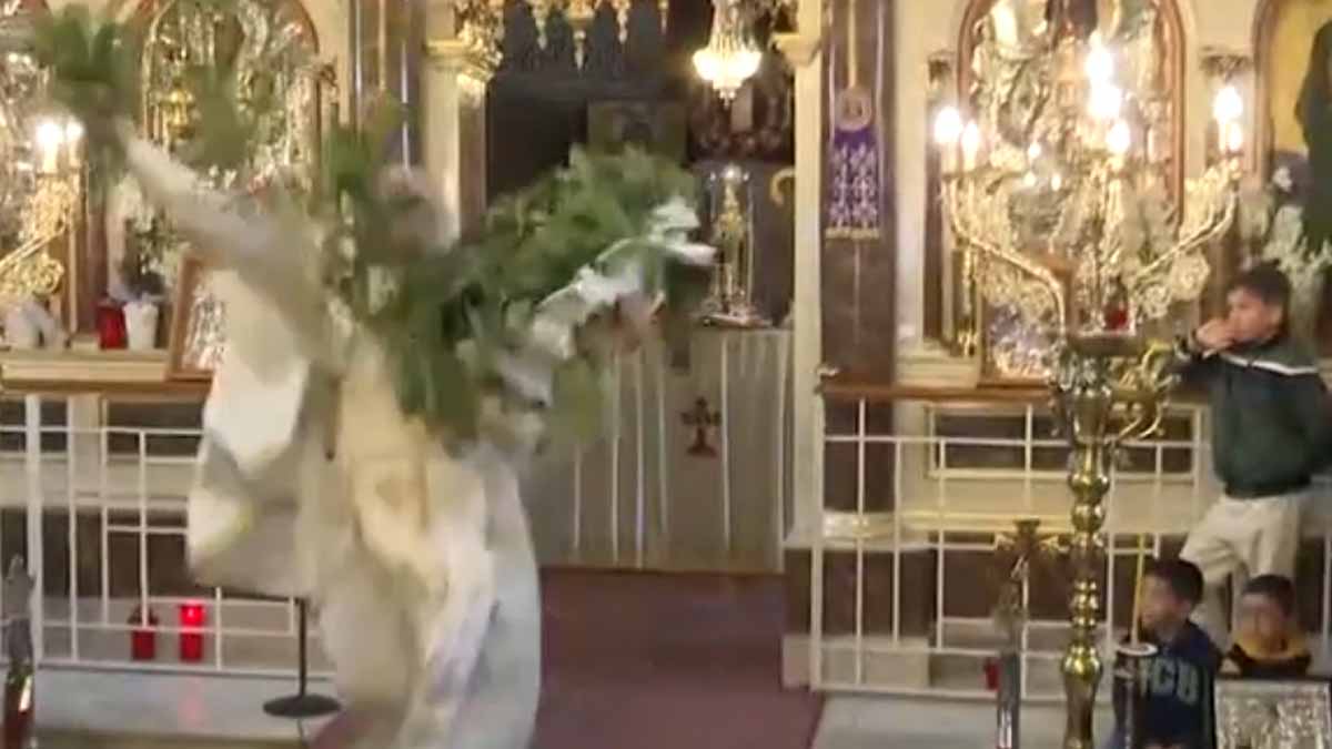 Πρώτη Ανάσταση: Από την «Γκλόρια» της Ζακύνθου ως τον «ιπτάμενο ιερέα» στη Χίο