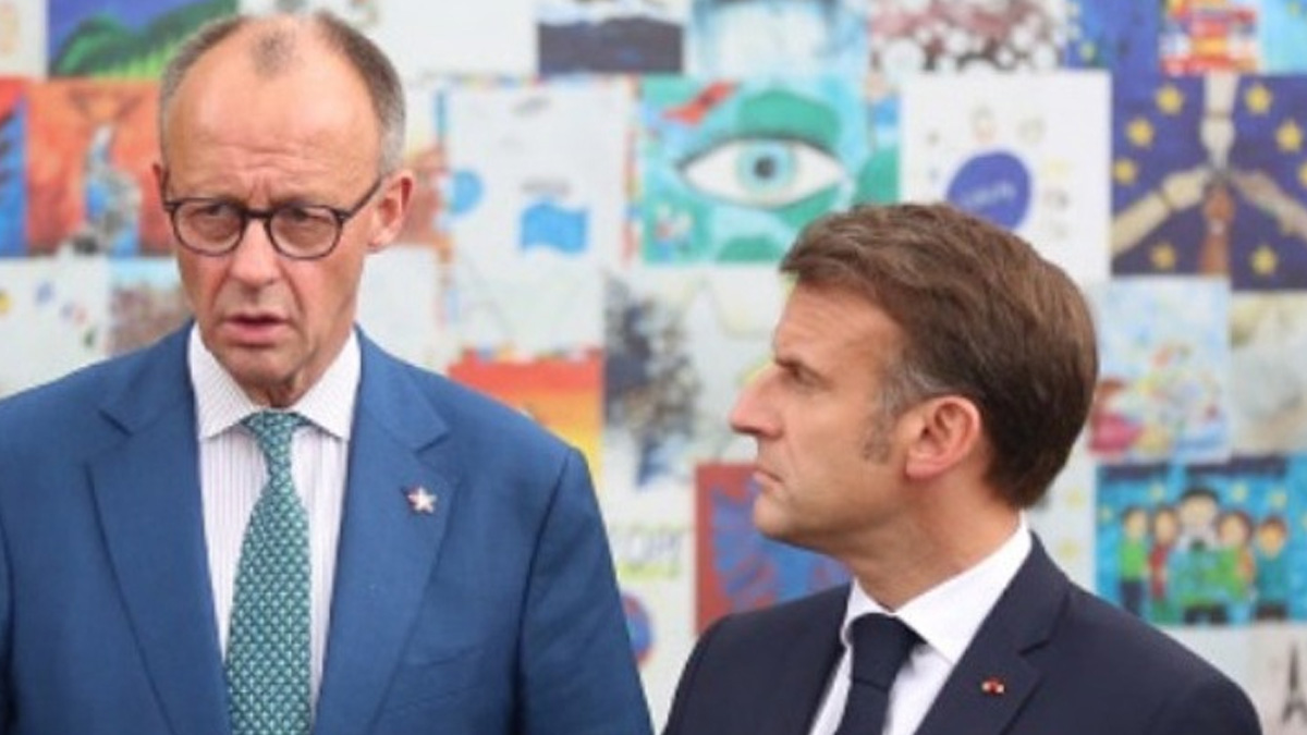 Μακρόν και ο Μερτς συγχαίρουν τον Πέτερ Μαγιάρ για τη νίκη του στις ουγγρικές βουλευτικές εκλογές