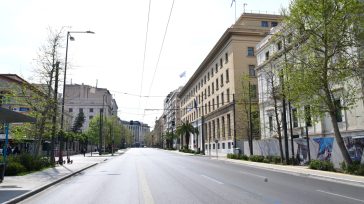 Άδεια πόλη η Αθήνα την Κυριακή του Πάσχα