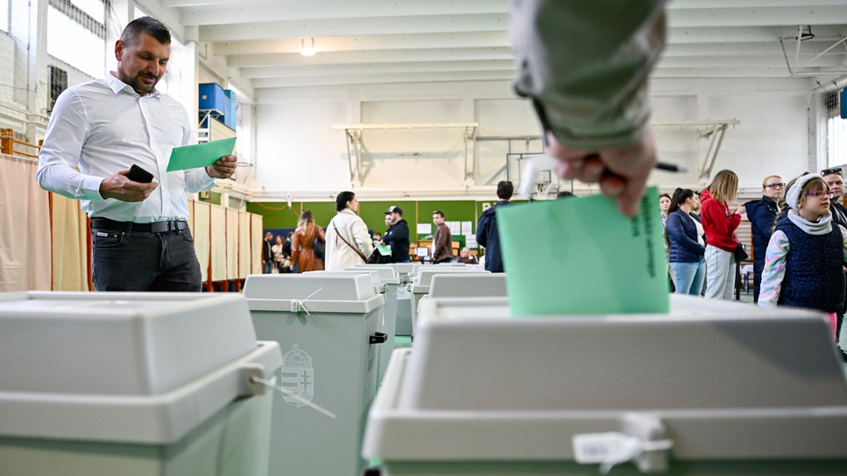 Έκλεισαν οι κάλπες στην Ουγγαρία