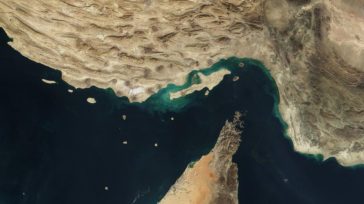 Φον ντερ Λάιεν: «Το συνεχιζόμενο κλείσιμο των Στενών του Ορμούζ είναι πολύ επιζήμιο»