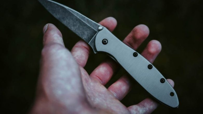 Εξάρχεια: Μαχαίρωσαν υπάλληλο περιπτέρου