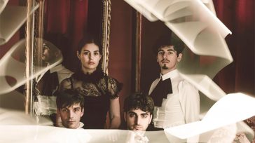 «Η Χρονιά Χωρίς Καλοκαίρι» στο Θέατρο Ολύμπια-Φουαγιέ