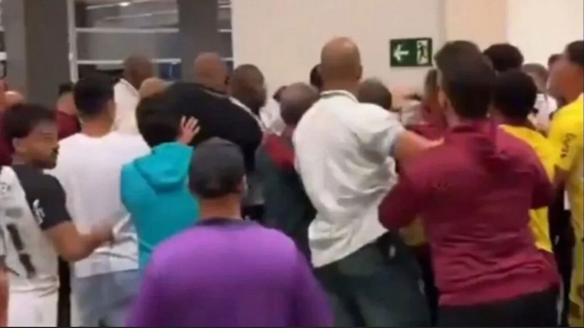 Ξύλο στο ντέρμπι Κορίνθιας-Παλμέιρας