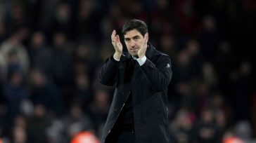 Οι «μνηστήρες» του Ιραόλα