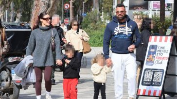 Κώστας Σόμμερ – Βαλεντίνη Παπαδάκη: Σε χαλαρή οικογενειακή βόλτα στη Γλυφάδα