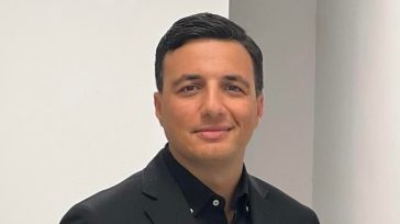 Γιώργος Τσατραφύλλιας: «Δεν είναι αυτή η Κεφαλονιά που μεγάλωσα»