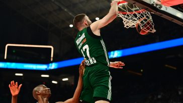 Ρογκαβόπουλος: «Τώρα κοιτάμε μόνο τη Μονακό»