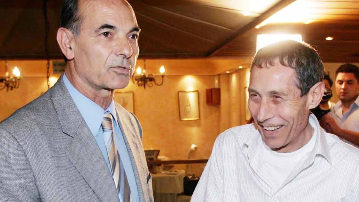 O σέντερ φορ που έγινε μπακ και έβγαλε…φιντάνια