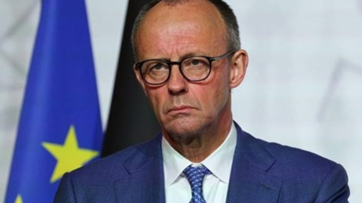 Μερτς για τα στενά του Ορμούζ: «Προϋπόθεση για τη Γερμανία το τέλος των εχθροπραξιών»