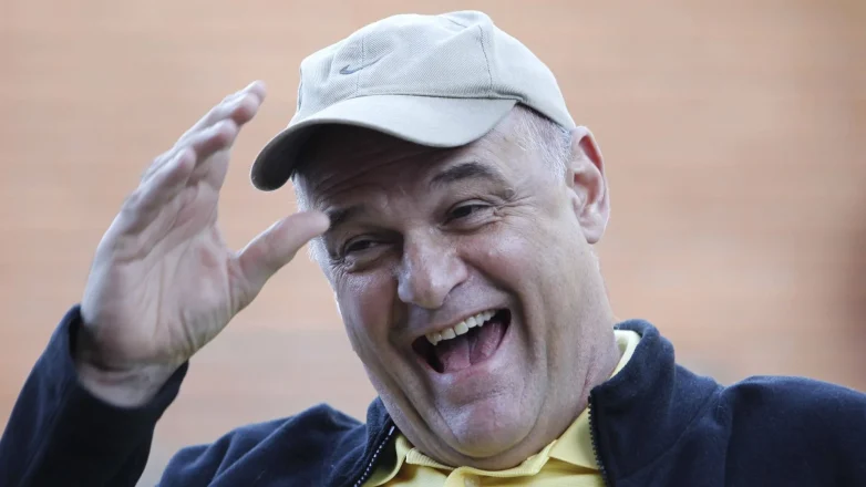 Θρήνος με τον θάνατο του Όσκαρ Σμιτ