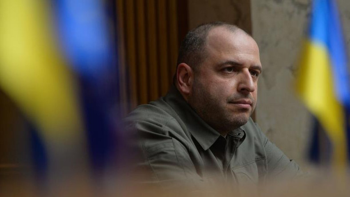 Στην Ινδία για συνομιλίες ο επικεφαλής του συμβουλίου ασφαλείας και άμυνας της Ουκρανίας