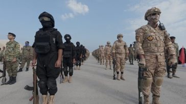 Φρουροί της Επανάστασης: «Τα Στενά του Ορμούζ από σήμερα το βράδυ είναι κλειστά»