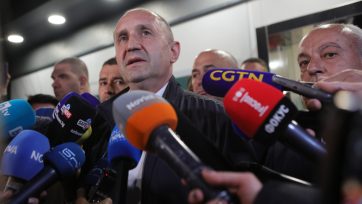 Βουλγαρία: Νικητής των εκλογών o Ράντεφ