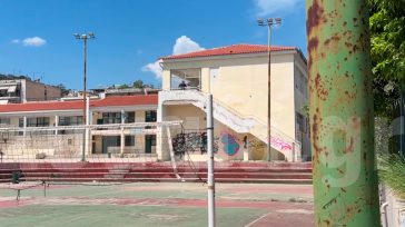 Χαϊδάρι: 13χρονη έπεσε από τον πρώτο όροφο σχολείου