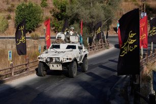 Θάνατος Γάλλου κυανόκρανου στον Λίβανο: Τα κράτη μέλη του ΟΗΕ καταδίκασαν την επίθεση