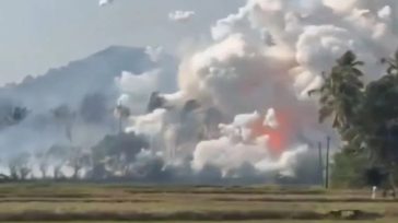 Ινδία: Τουλάχιστον 13 νεκροί από πυρκαγιά σε αποθήκη πυροτεχνημάτων