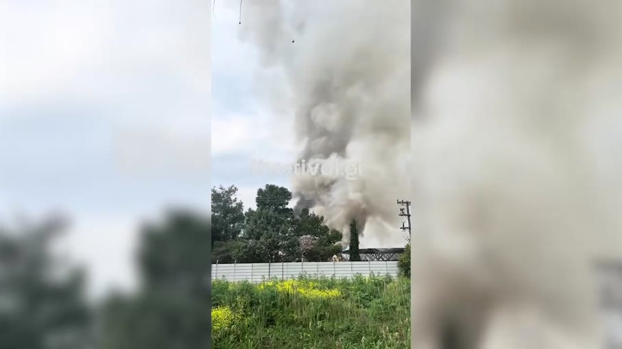 Συναγερμός από το 112 για φωτιά στο Ωραιόκαστρο