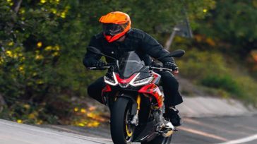 Θεσσαλονίκη: Επεισοδιακή καταδίωξη 21χρονου με μηχανή