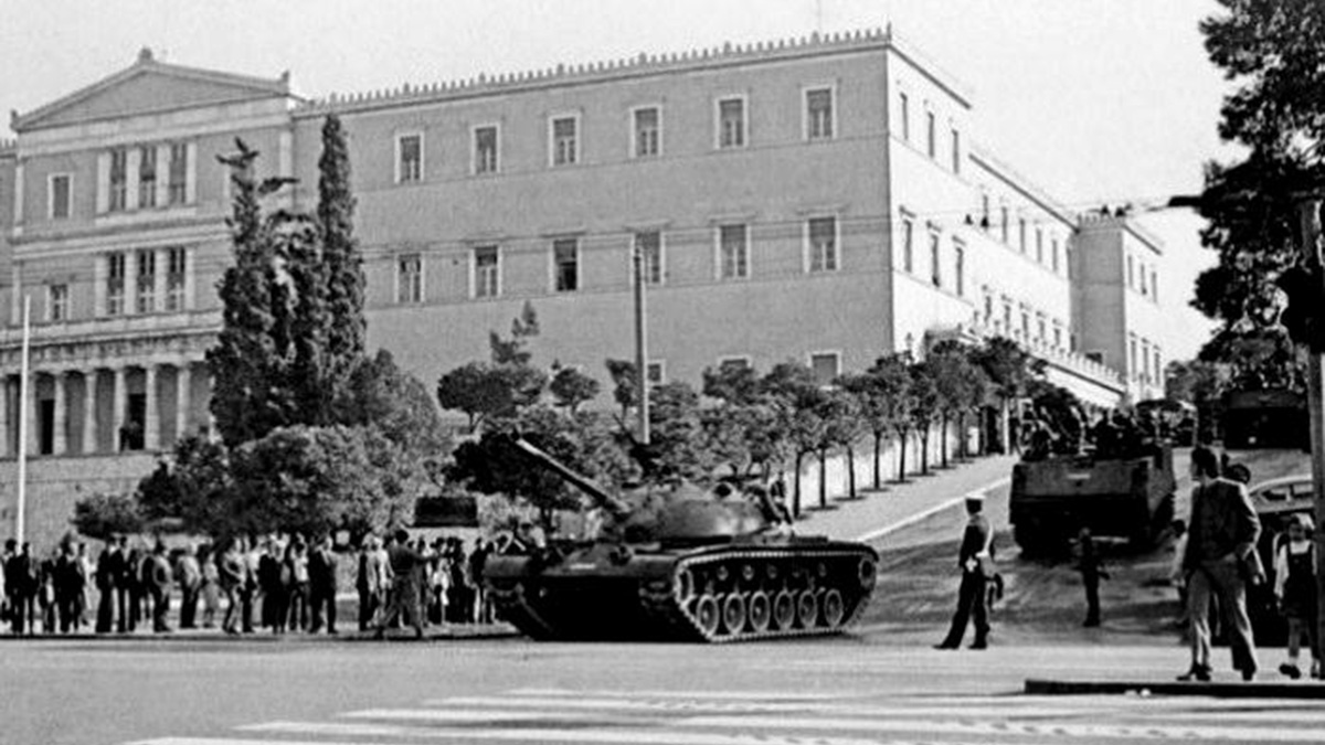 Πραξικόπημα 21ης Απριλίου: Τα μηνύματα της πολιτειακής και πολιτικής ηγεσίας