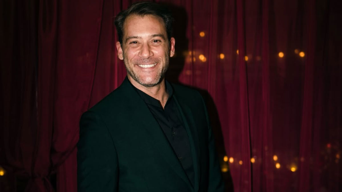 Αντίνοος Αλμπάνης: Αποκάλυψε το λόγο που δεν είχε μιλήσει στους γονείς του για τη μάχη με τον καρκίνο