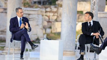 «Ελλάς, Γαλλία, Συμμαχία», είπε στα ελληνικά ο Μακρόν