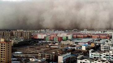 Κίνα: Κυκλώνας σκόνης σαρώνει 10 επαρχίες