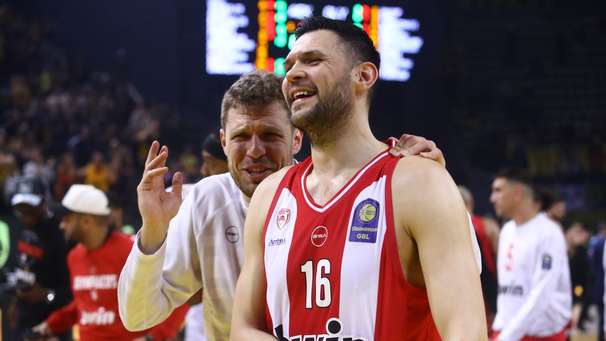 Ολυμπιακός: Δεύτερος στα τρίποντα ο Παπανικολάου