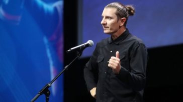 Μπαντής: «Μία ομάδα 101 ετών κλαίει σήμερα από χαρά»