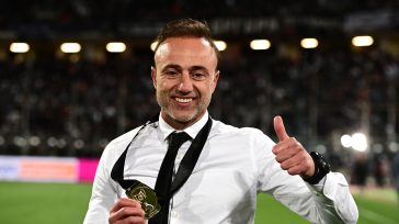 ΟΦΗ: Ο Κόντης ζήτησε γεμάτο γήπεδο την Κυριακή και αποθεώθηκε