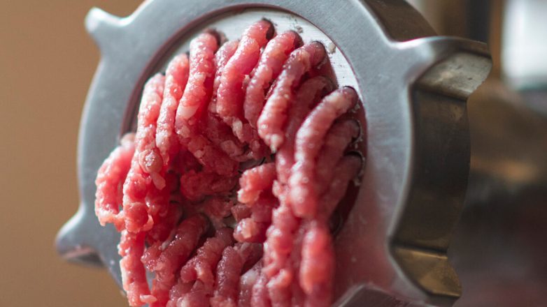 Κάλυμνος: Ακρωτηριασμός εργαζόμενης σε μηχανή κιμά