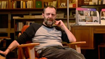 Αύγουστος Κορτώ: «Δεν θα ήθελα να φέρω στον κόσμο ένα παιδί το οποίο θα ταλαιπωρηθεί όπως εγώ»