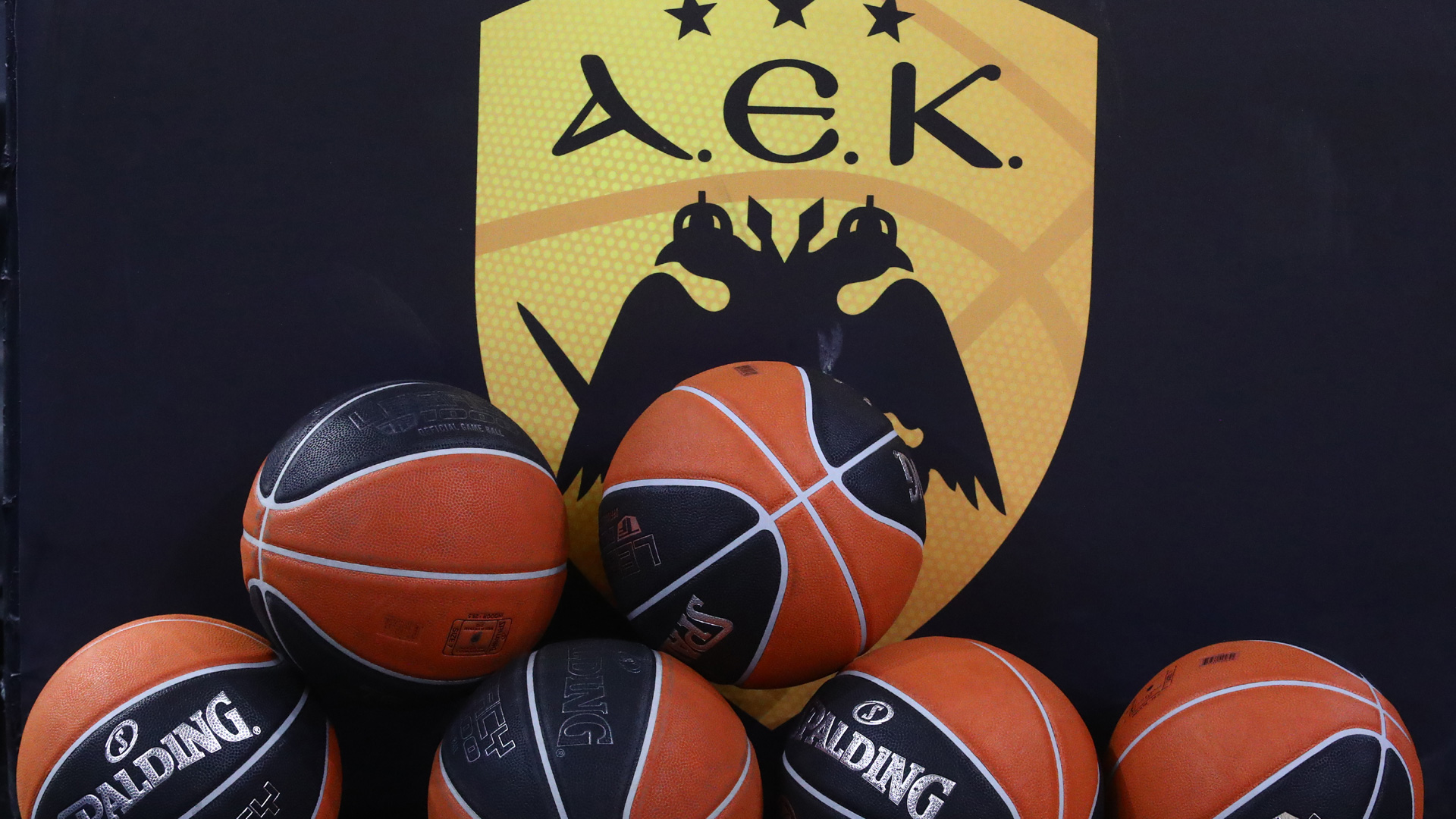 Στο Καλλιμάρμαρο η φωτογράφηση της ΑΕΚ πριν το φάιναλ φορ