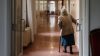 Ρεσάλτο ΕΛ.ΑΣ. και Εισαγγελέα σε παράνομο γηροκομείο στους Αμπελόκηπους