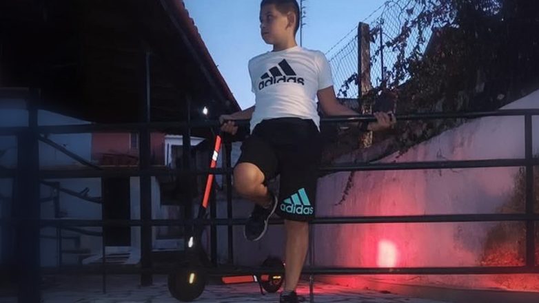 «Ρε bro δεν είσαι ωραίος… Εγώ σε έπαιρνα παντού μαζί, και εσύ έφυγες και με άφησες εδώ…»