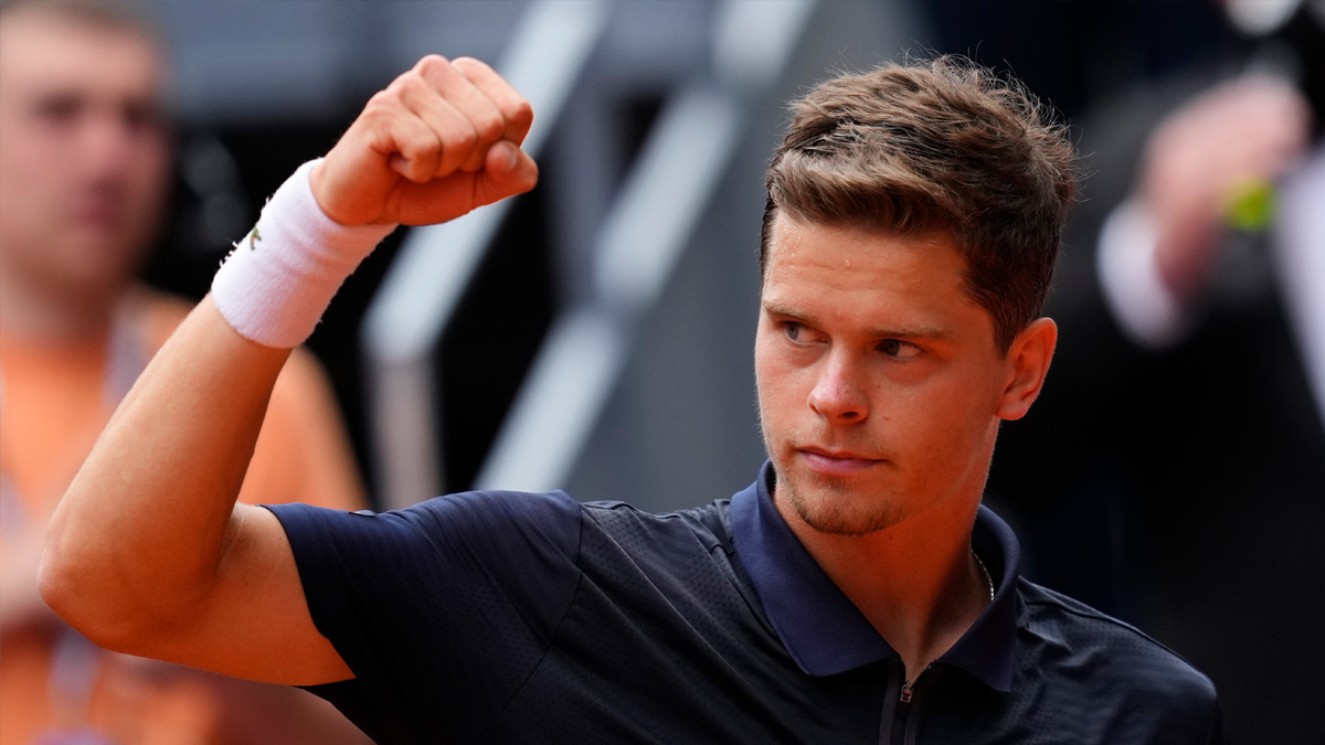 Madrid Open: «Φονεύς των γιγάντων» ο Μπλοξ
