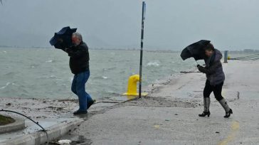 Καιρός: Κρύο, βροχές και ισχυροί άνεμοι για το Σαββατοκύριακο