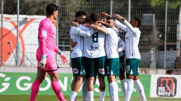 Καταιγιστικός ο Λεβαδειακός, 5-2 τον Βόλο