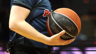 Διεθνής διαιτητής ερευνάται για πλαστογραφία 120.000 ευρώ