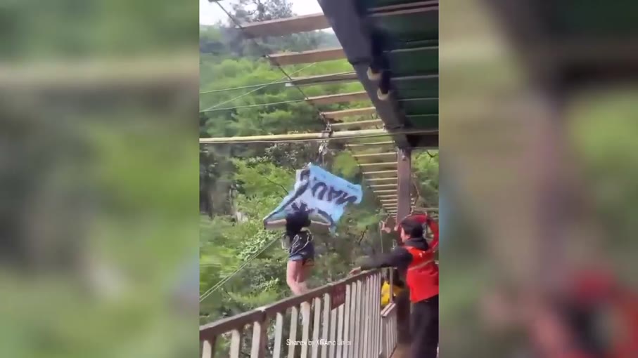Τραγωδία στην Κίνα: 16χρονη βρέθηκε στο κενό από zip line