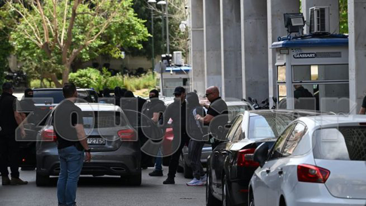 Ποινική δίωξη για εννέα κακουργήματα στους συλληφθέντες για τη δολοφονία του «θαμνάκια»