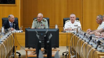 Συνάντηση Αρχηγού ΓΕΕΘΑ με σπουδαστές της αμερικανικής σχολής CAPSTONE