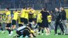 Το πάρτι των πρωταθλητών στο χορτάρι της «Allwyn Arena»