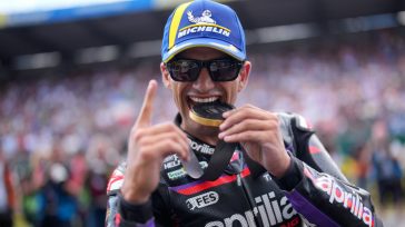 Ο Martin κάνει σπριντ προς το χρυσό καθώς ο Marc Marquez βιώνει ένα δραματικό Σάββατο στο Le Mans