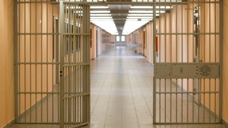 Φυλάκιση 12 ετών σε ογκολόγο για εξαπάτηση καρκινοπαθών Φυλάκιση 12 ετών σε ογκολόγο για εξαπάτηση καρκινοπαθών