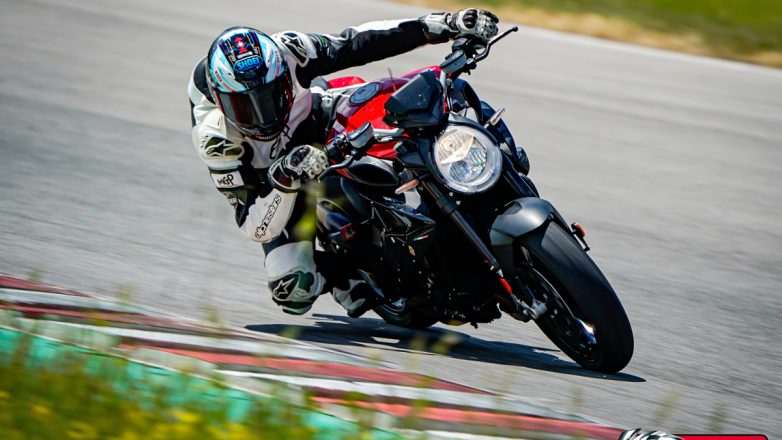 Η MV Agusta Brutale 800 R αποδεικνύεται εξαιρετική στην πίστα των Σερρών