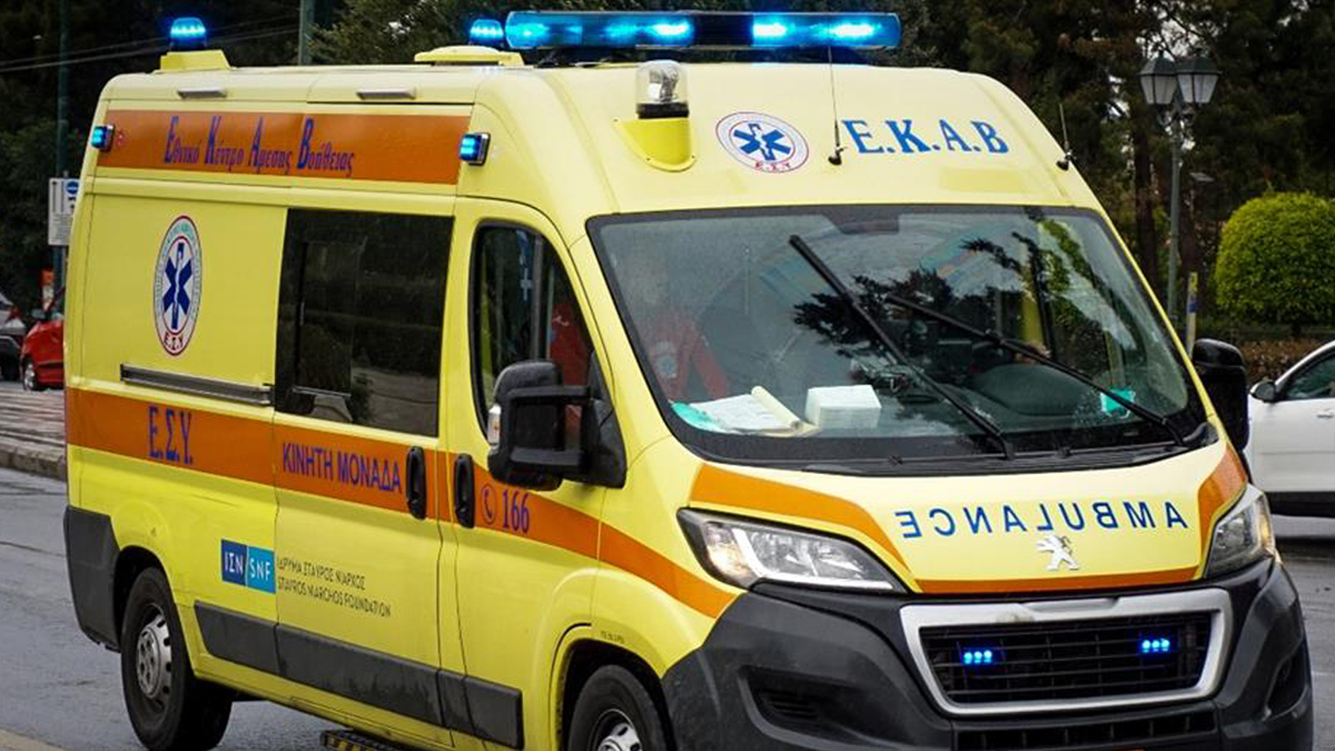 Σοκ στην Ηλιούπολη: Δύο ανήλικες έπεσαν στο κενό από ταράτσα