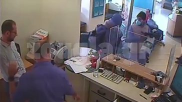 Βίντεο ντοκουμέντο με τους ληστές της Τιθορέας – Αρπάζουν χρήματα από τράπεζα