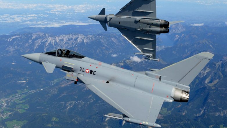 Αυστρία: Μαχητικά αναχαίτισαν αμερικανικά αεροσκάφη Αυστρία: Μαχητικά αναχαίτισαν αμερικανικά αεροσκάφη