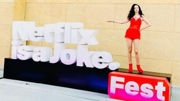 Η Δέσποινα Μοίρου έκλεψε τις εντυπώσεις στο Netflix Is A Joke 2026 – Η εμφάνιση που συζητά όλο το Χόλιγουντ